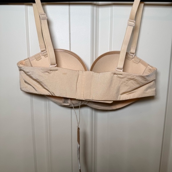 Skims Ultimate Push-up Strapless Bra - Picture 2 of 5